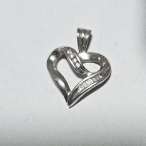 10K White Gold Diamond Heart Pendant with Baguette Accent - White